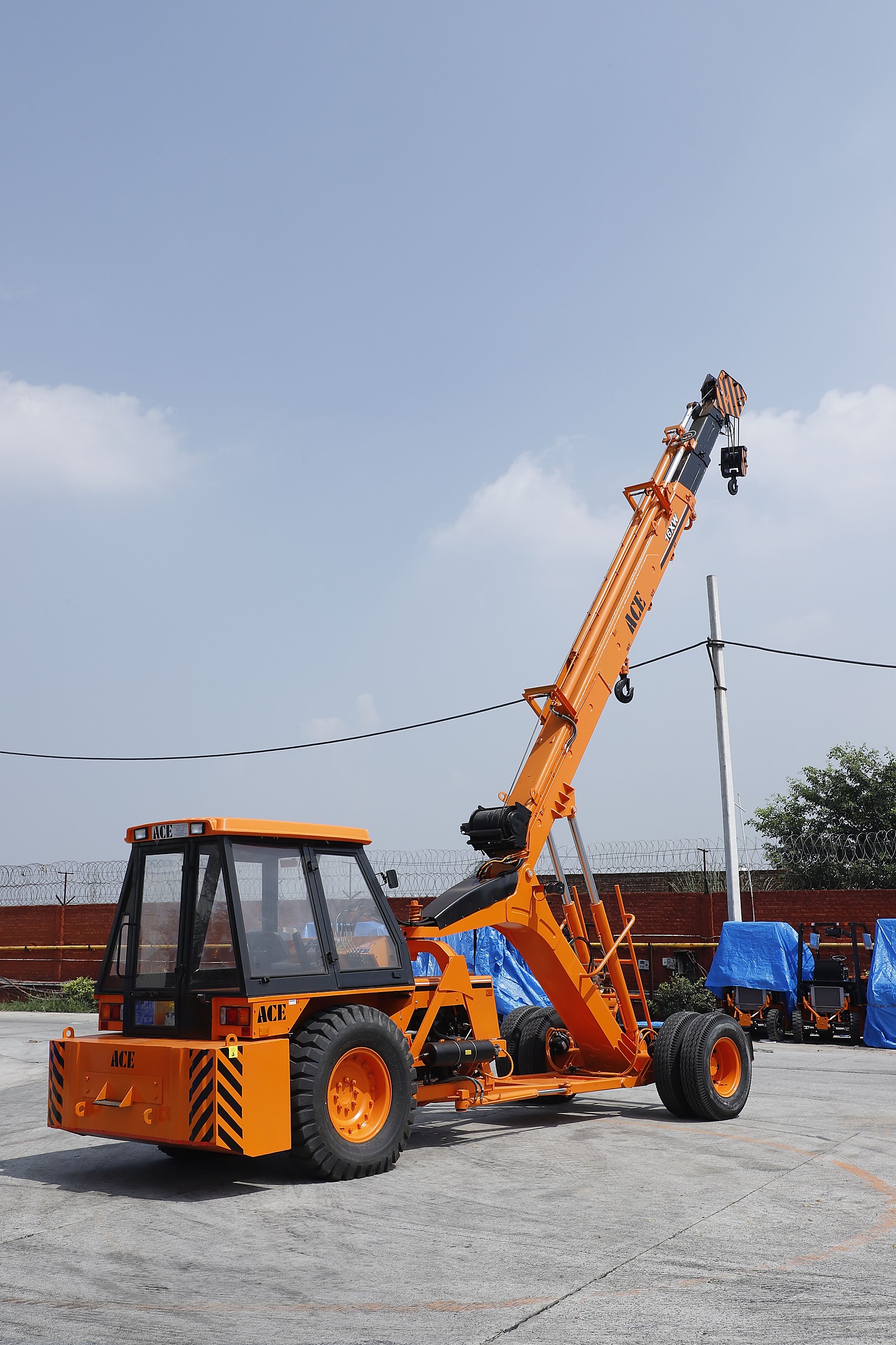 Mobile crane positioned for structure installation